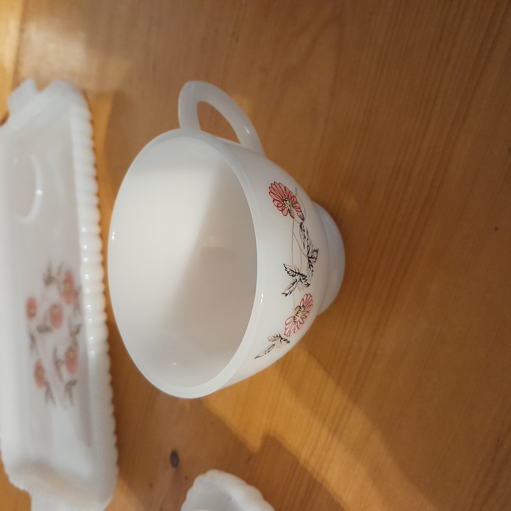 Vintage Fire King Anchor Hocking Snack Set - Picture 4 of 8